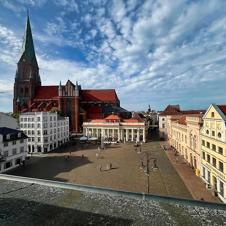 Nr 3 Lichtdurchflutetes Apartment Am Historischen Marktplatz 66 Qm #Cosiness Company 23 شفيرين المظهر الخارجي الصورة